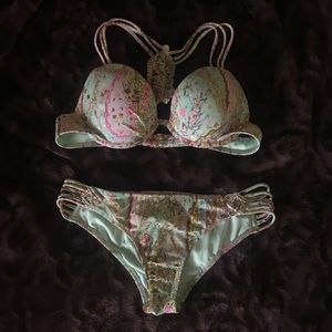Victoria’s Secret Bikini